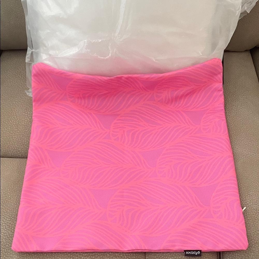 Pink Patterned Pillowcase Insert Set 15/15 - Picture 2 of 3
